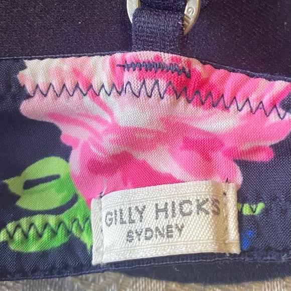 Gilly Hicks padded push up bras - Picture 4 of 8